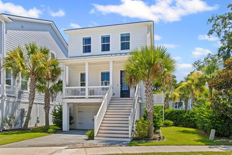 Photo of 775 Forrest Drive, Charleston, SC 29492 (MLS # 26001478)