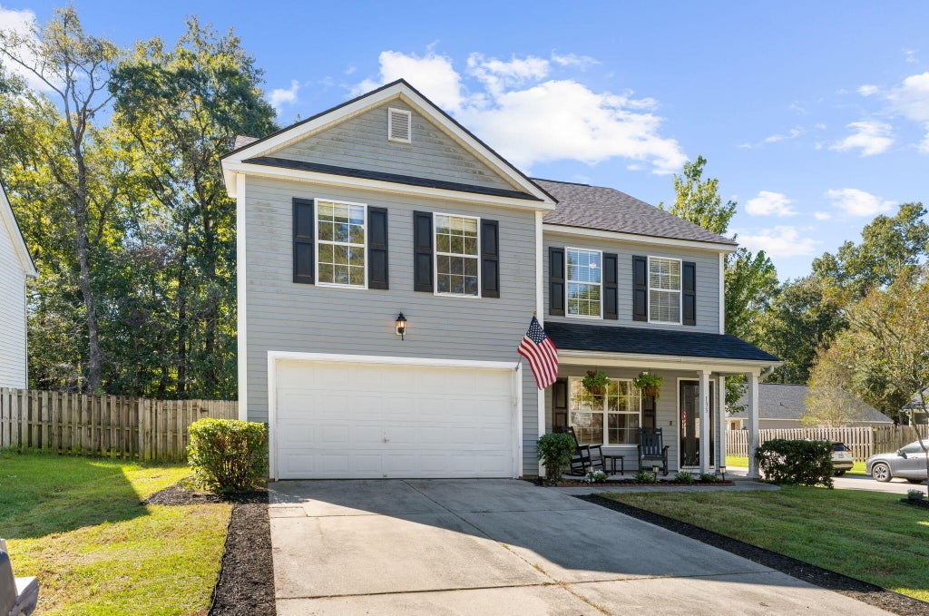 Photo of 133 Venice Street, Summerville, SC 29483 (MLS # 26029299)