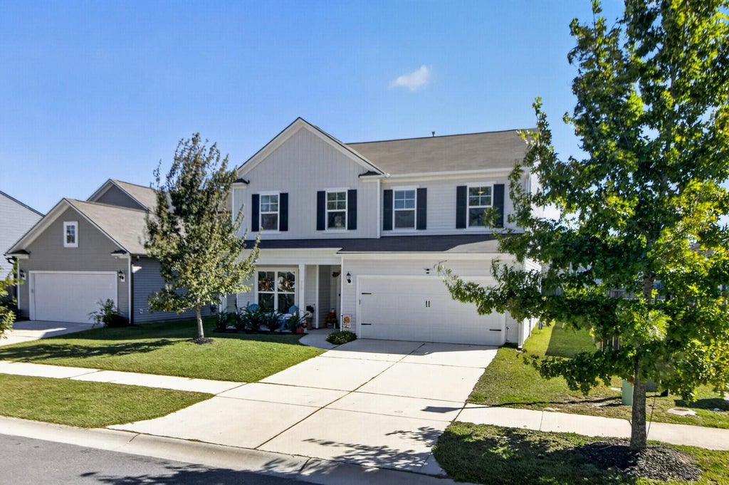 Photo of 117 Hayworth Road, Summerville, SC 29486 (MLS # 26029105)