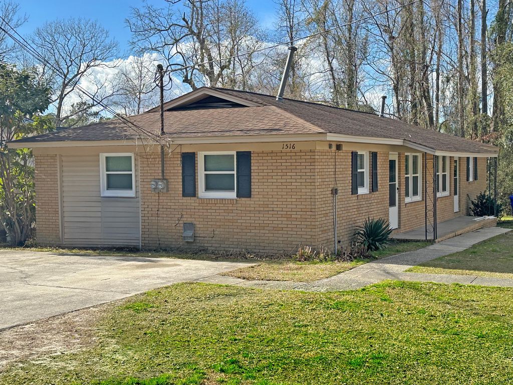 Photo of 1516 N Avalon Circle, Charleston, SC 29407 (MLS # 25014560)