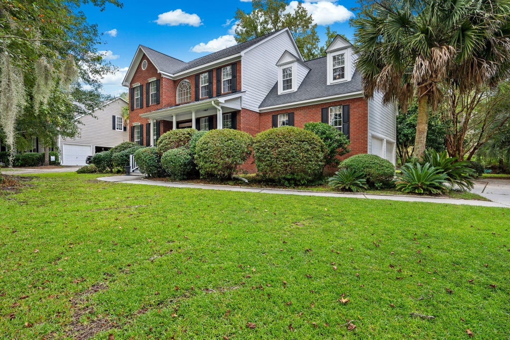 Photo of 135 Old Course Road, Summerville, SC 29485 (MLS # 26026434)