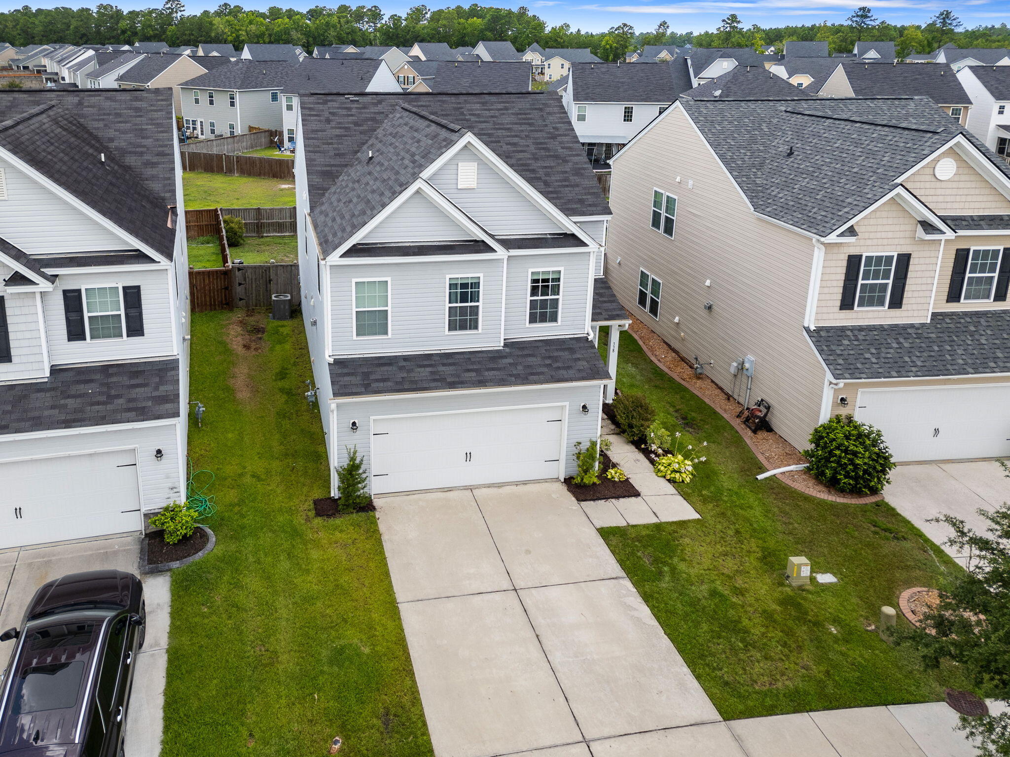 View Summerville, SC 29486 house