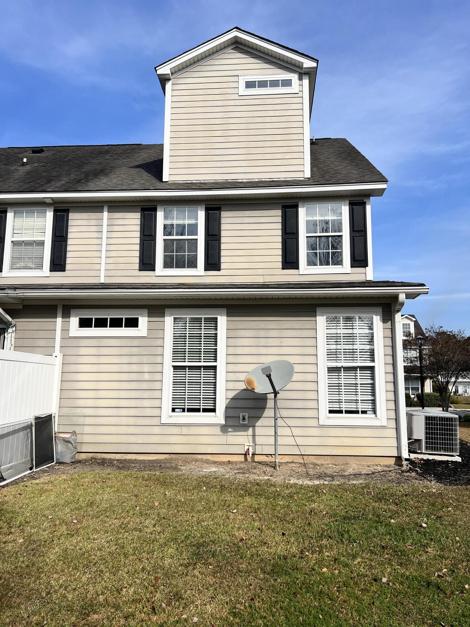 717 Hemingway Circle Circle