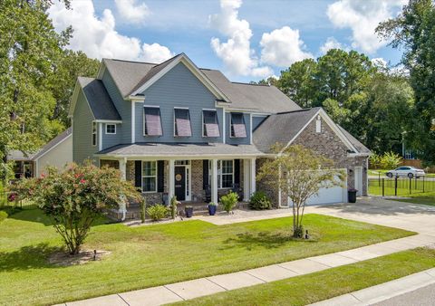 Photo of 5006 Wartrace Court, Summerville, SC 29485 (MLS # 25025736) Photo of 5006 Wartrace Court, Summerville, SC 29485 (MLS # 25025736)