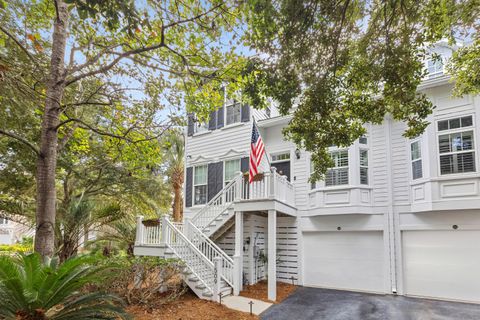 Photo of 1509 Fig Vine Court, Mount Pleasant, SC 29464 (MLS # 25026686) Photo of 1509 Fig Vine Court, Mount Pleasant, SC 29464 (MLS # 25026686)