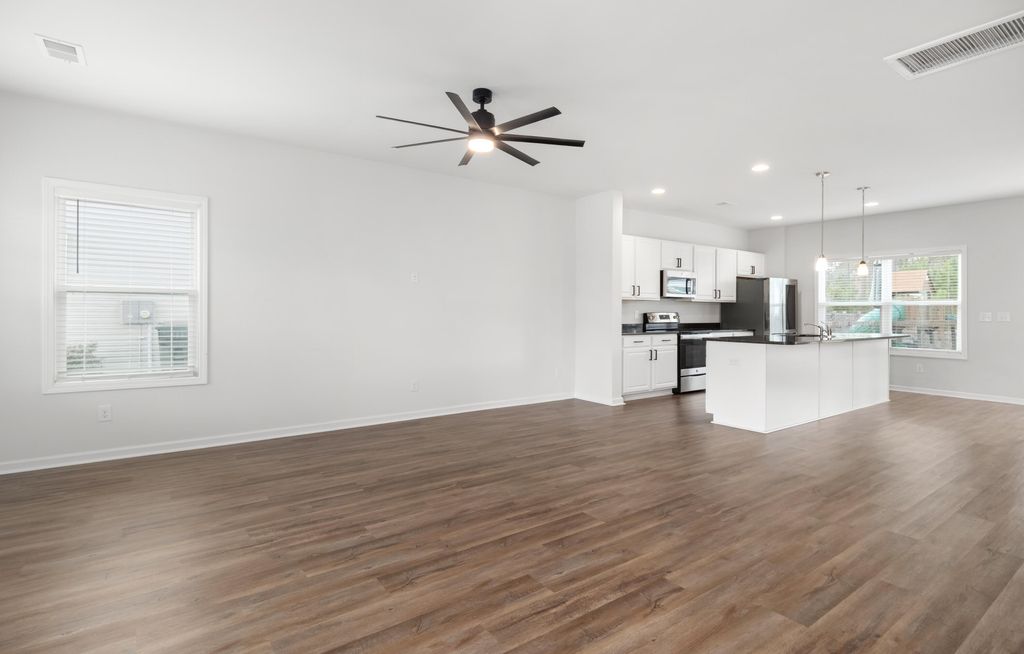 Photo of 173 Clydesdale Circle, Summerville, SC 29486 (MLS # 26006427)