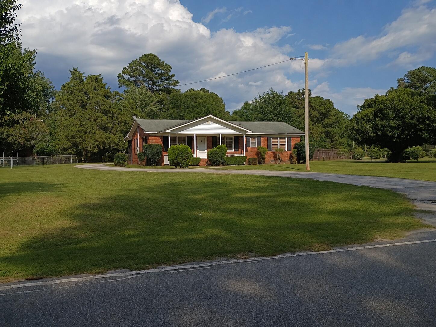 1247 Peurifoy Road