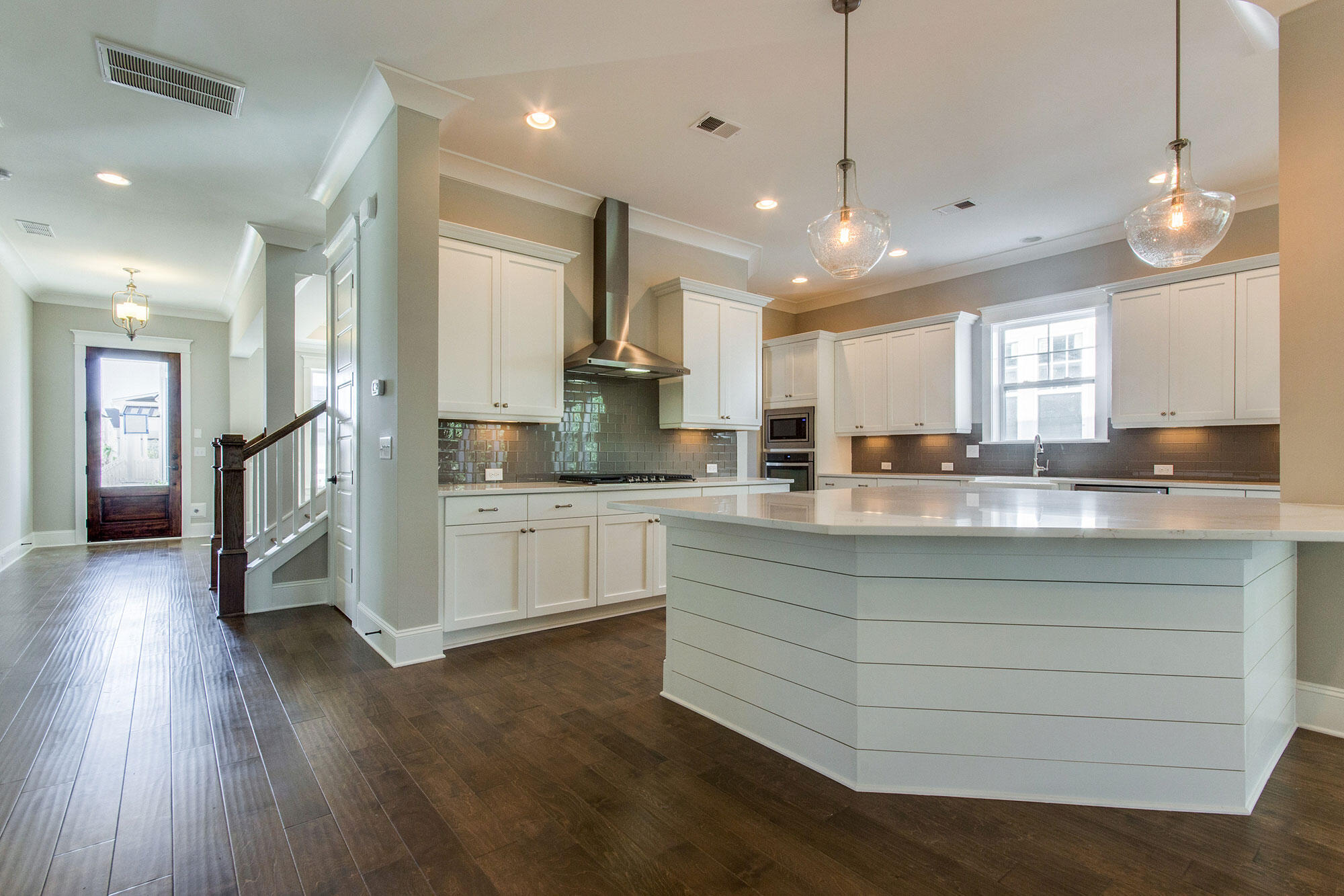 Photo 7 of 21 of 1604 Bernier Commons house