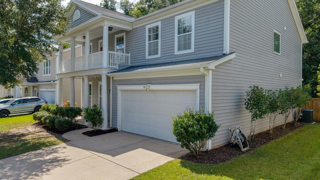Photo of 170 Pavilion Street, Summerville, SC 29483 (MLS # 26025886)