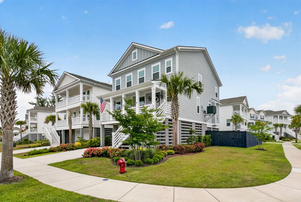 Photo of 2237 Tillage St Street, Mount Pleasant, SC 29466 (MLS # 26012139)