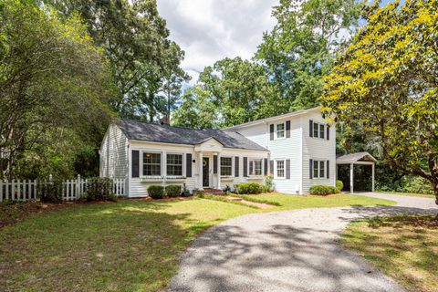 117 Pine Grove Avenue Summerville SC 29483