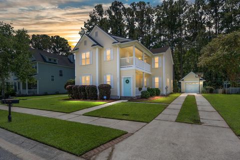 Photo of 3261 Beaconsfield Road, Mount Pleasant, SC 29466 (MLS # 25023711)