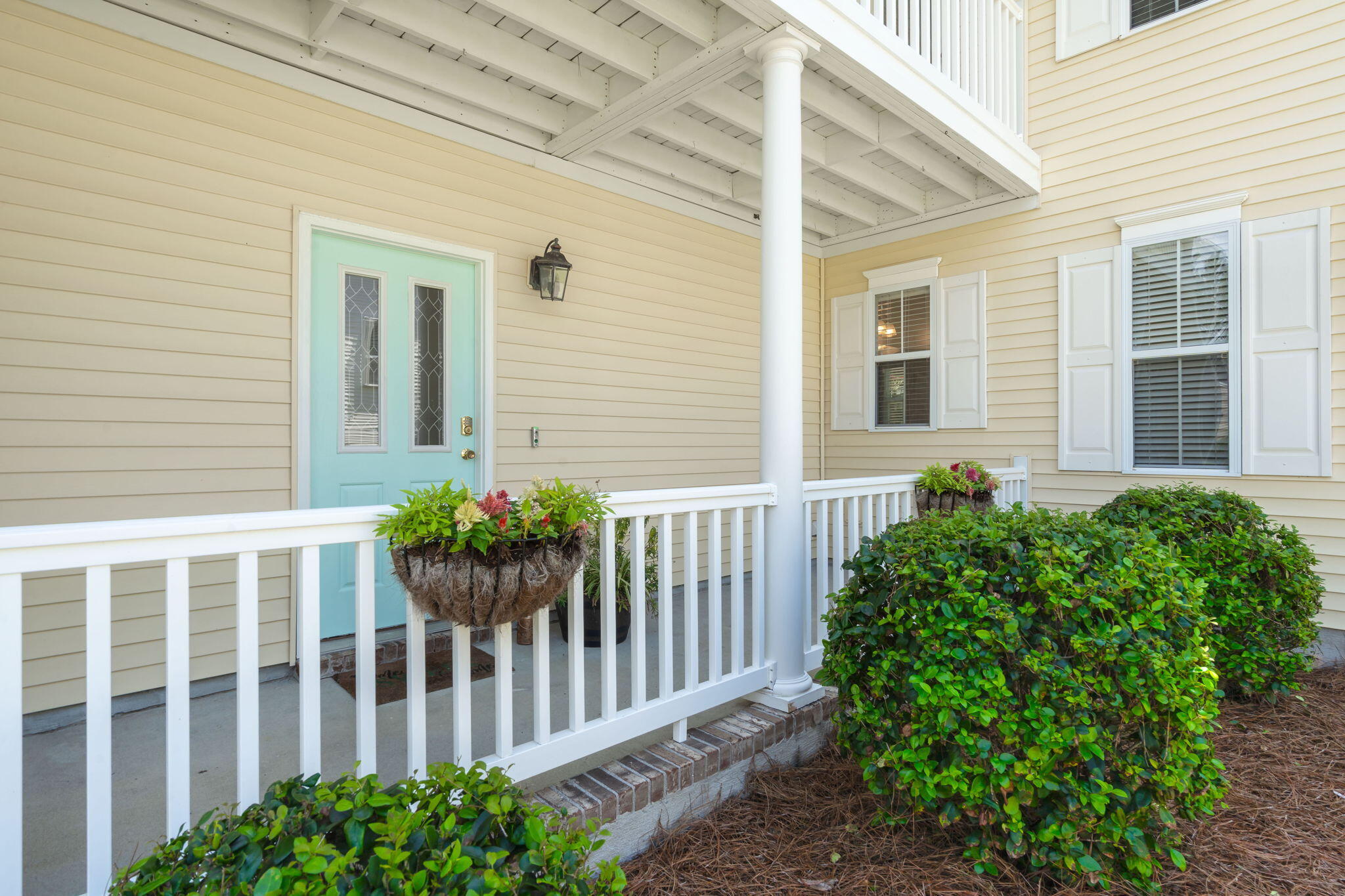 3261 Beaconsfield Road