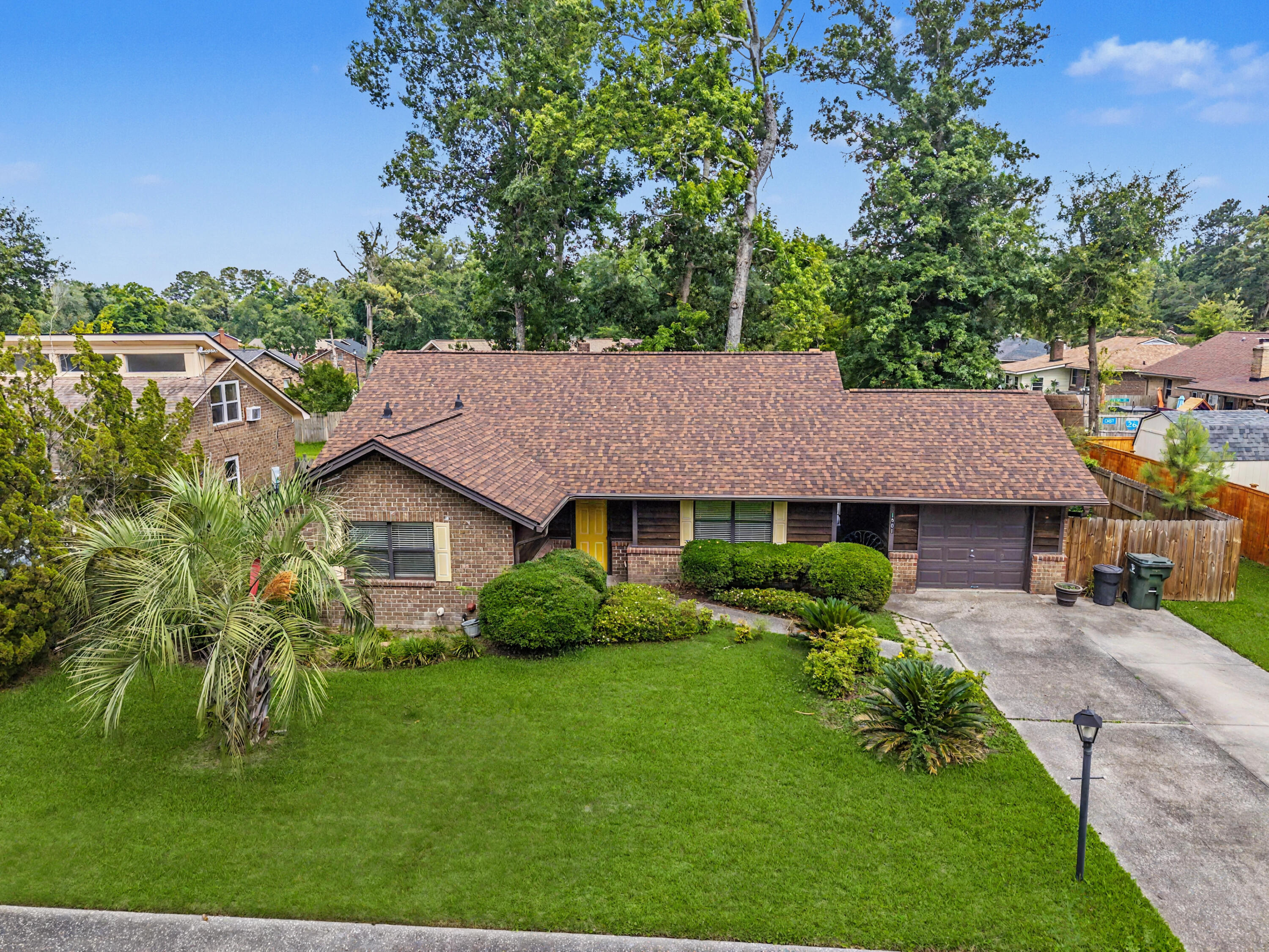 1001 Colonial Pines Drive