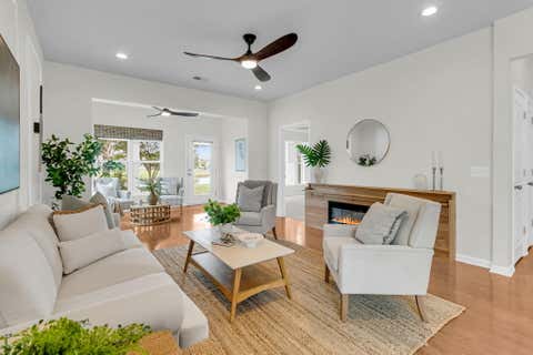 Photo of 109 Harbor Point Court, Summerville, SC 29486 (MLS # 26018707)
