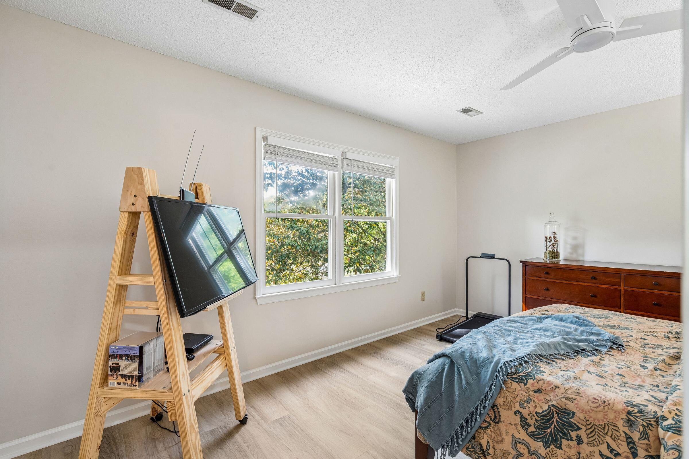 Summerville, South Carolina, 29483, United States, 3 Bedrooms Bedrooms, ,2 BathroomsBathrooms,Residential,Active,2036658