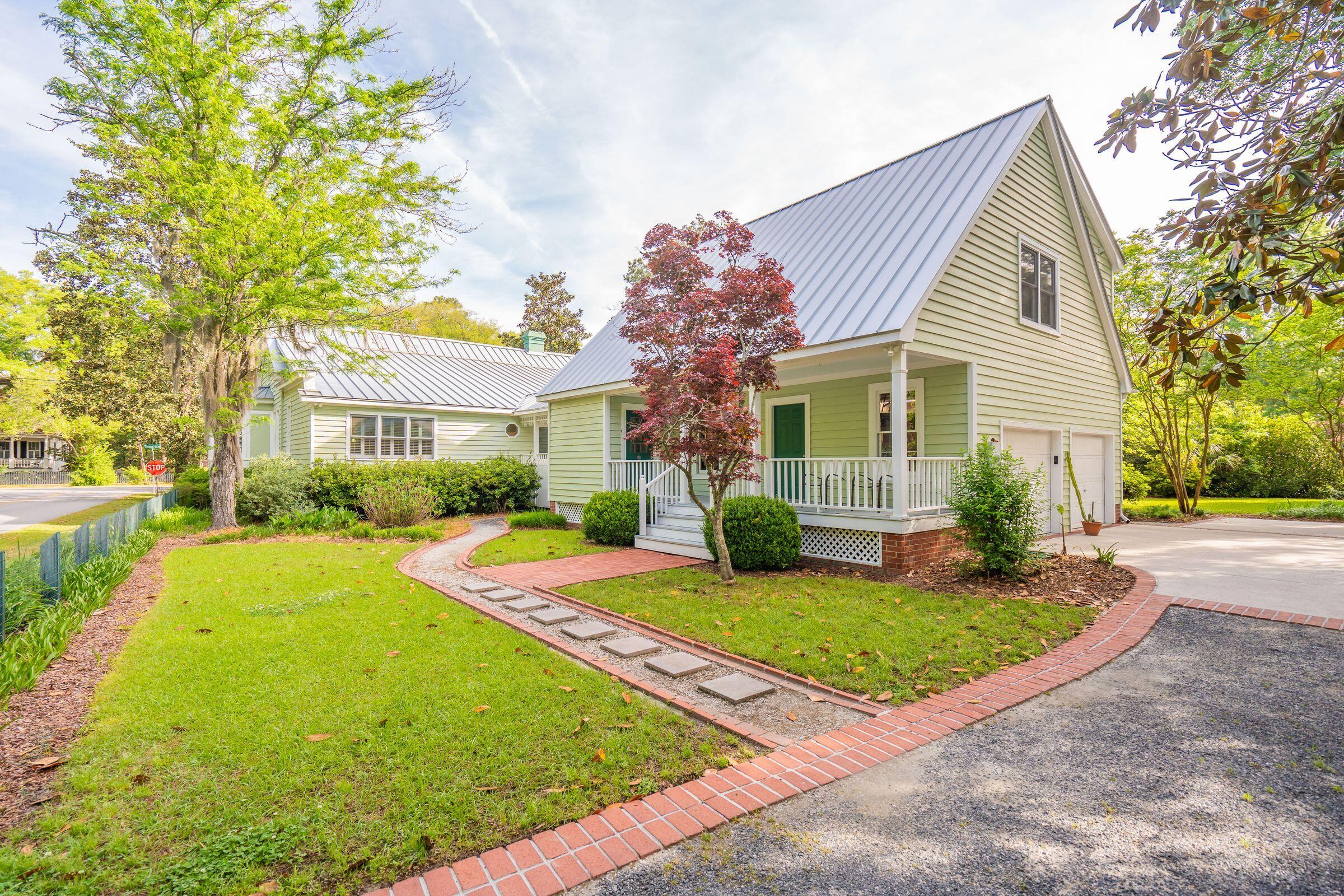 Summerville, South Carolina, 29483, United States, 3 Bedrooms Bedrooms, ,2 BathroomsBathrooms,Residential,Active,2036658