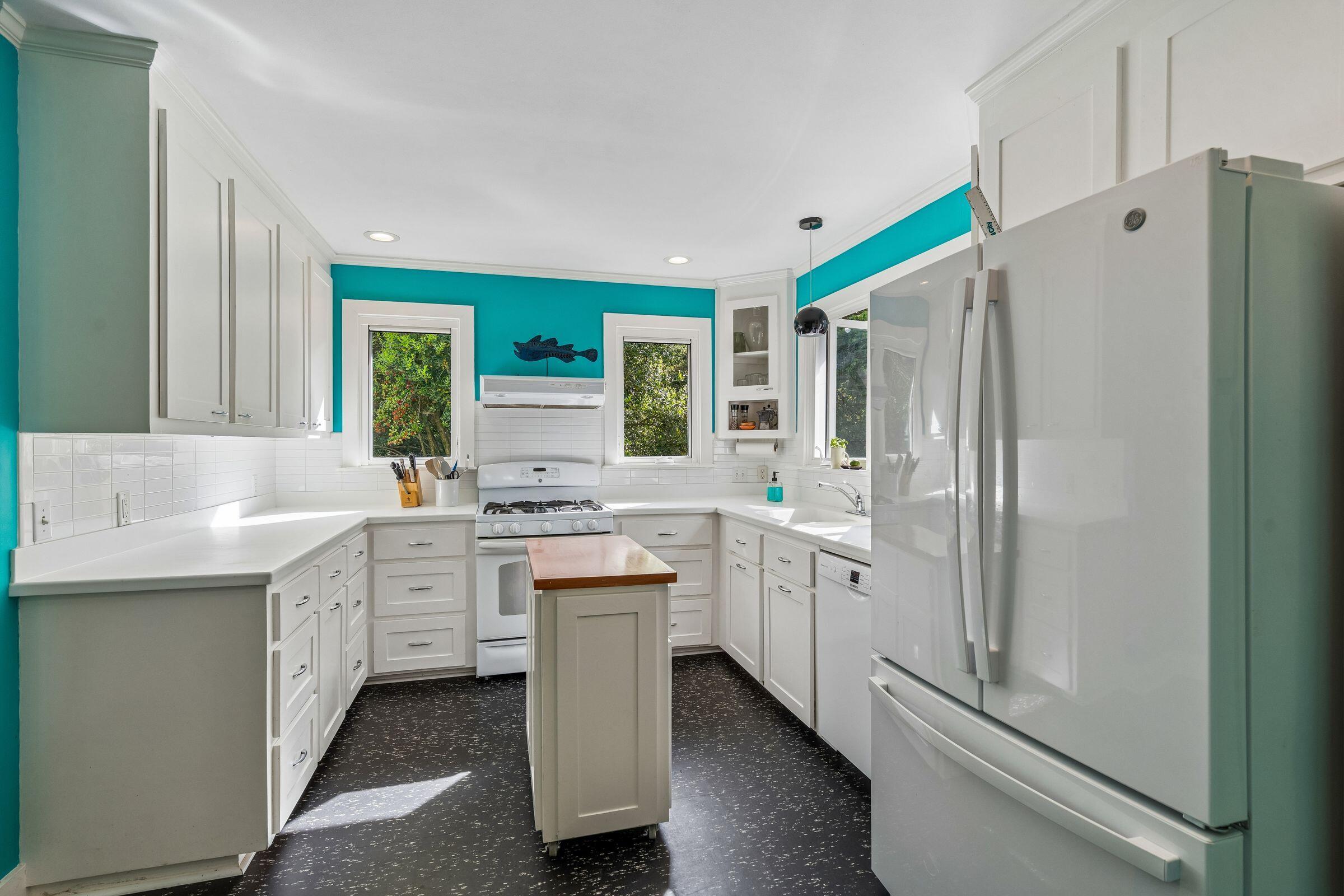 Summerville, South Carolina, 29483, United States, 3 Bedrooms Bedrooms, ,2 BathroomsBathrooms,Residential,Active,2036658