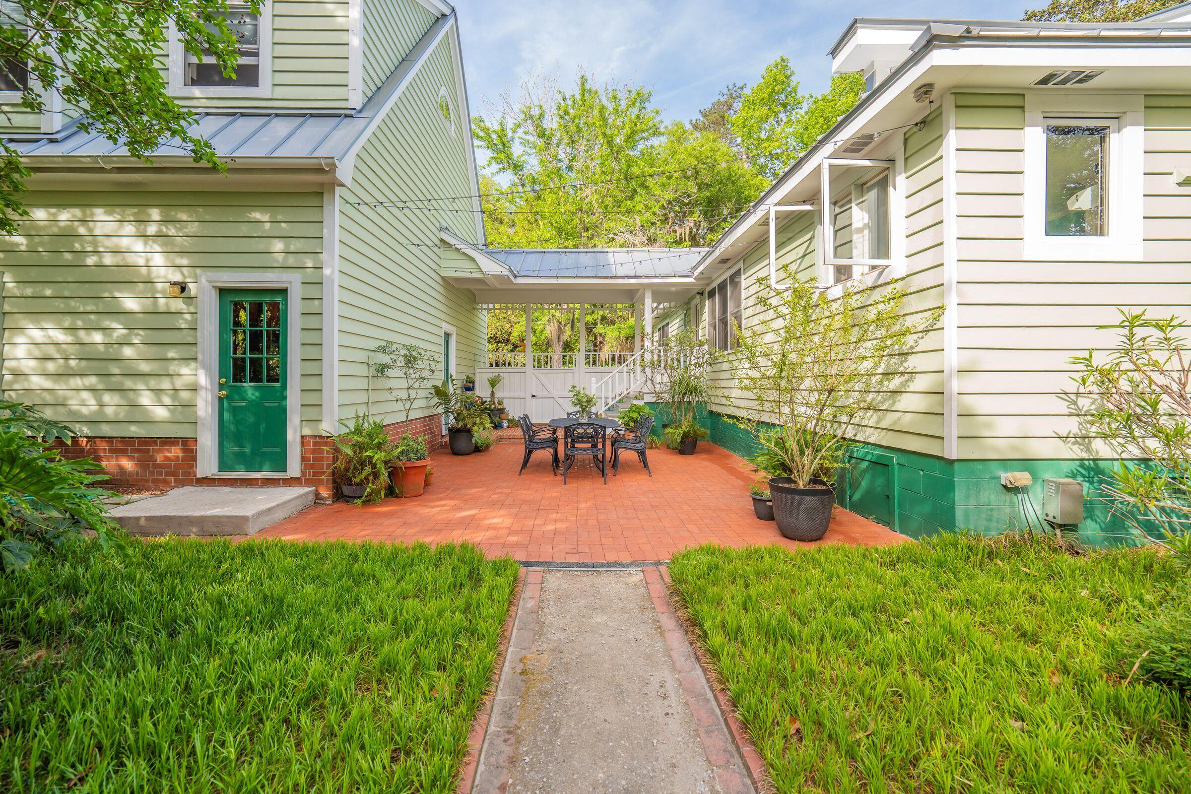 Summerville, South Carolina, 29483, United States, 3 Bedrooms Bedrooms, ,2 BathroomsBathrooms,Residential,Active,2036658