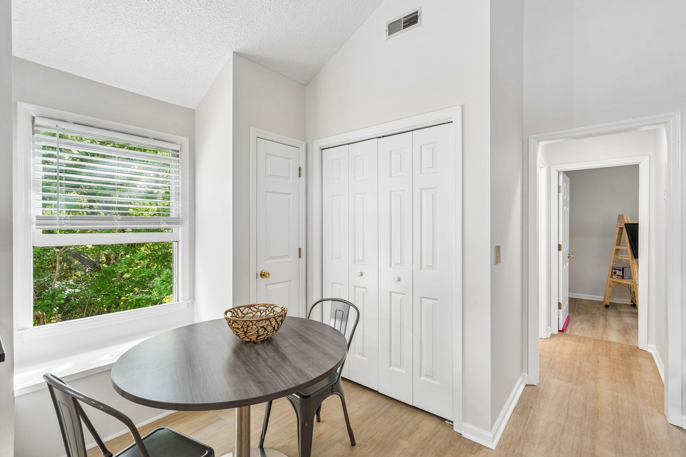 Summerville, South Carolina, 29483, United States, 3 Bedrooms Bedrooms, ,2 BathroomsBathrooms,Residential,Active,2036658
