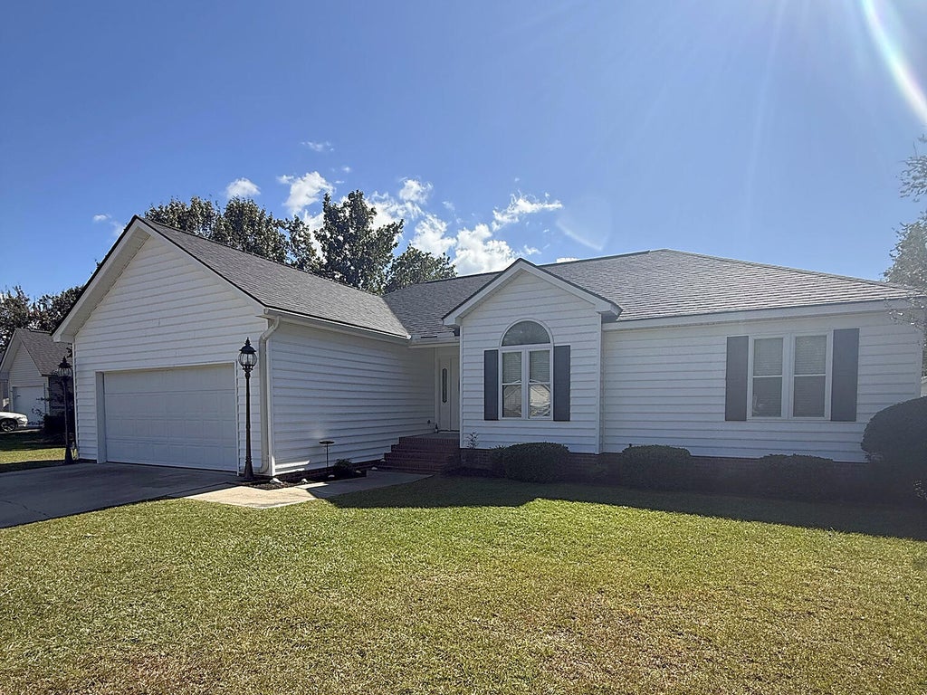 Photo of 505 Willowlakes Drive, Moncks Corner, SC 29461 (MLS # 26029559)