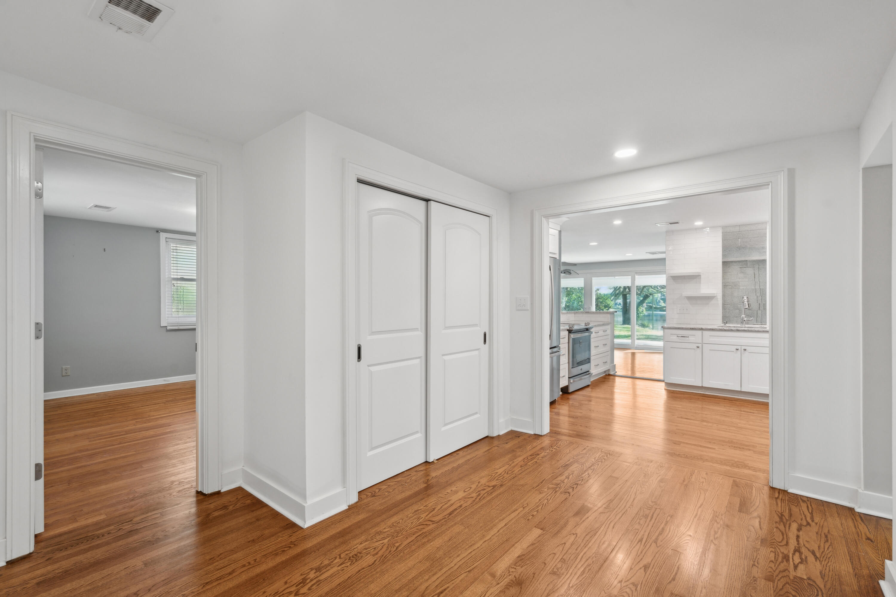 728 N Godfrey Park Place