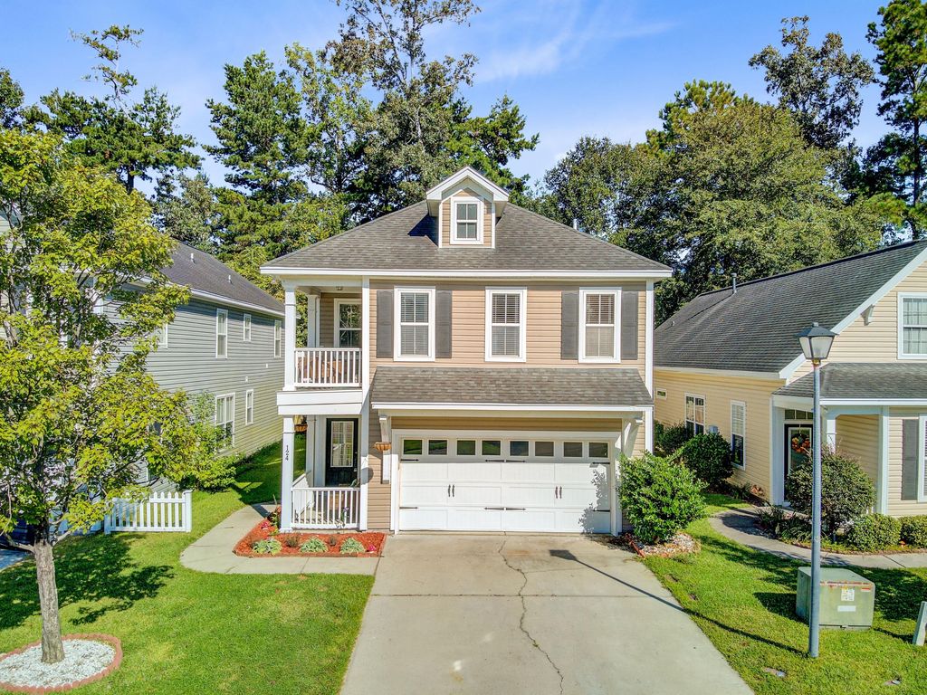 Photo of 124 Diploma Drive, Ladson, SC 29456 (MLS # 25025717)