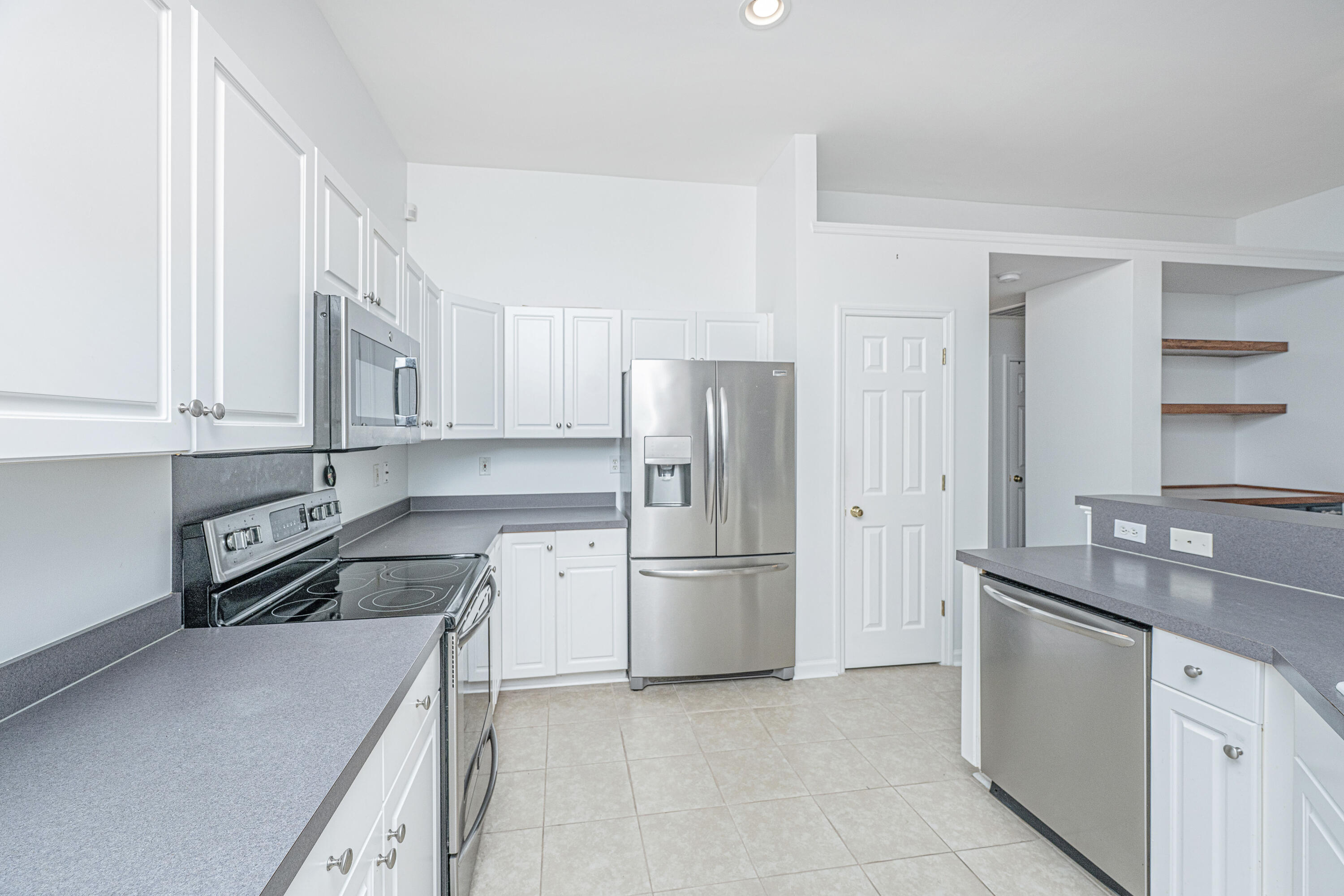 1532 Wellesley Circle