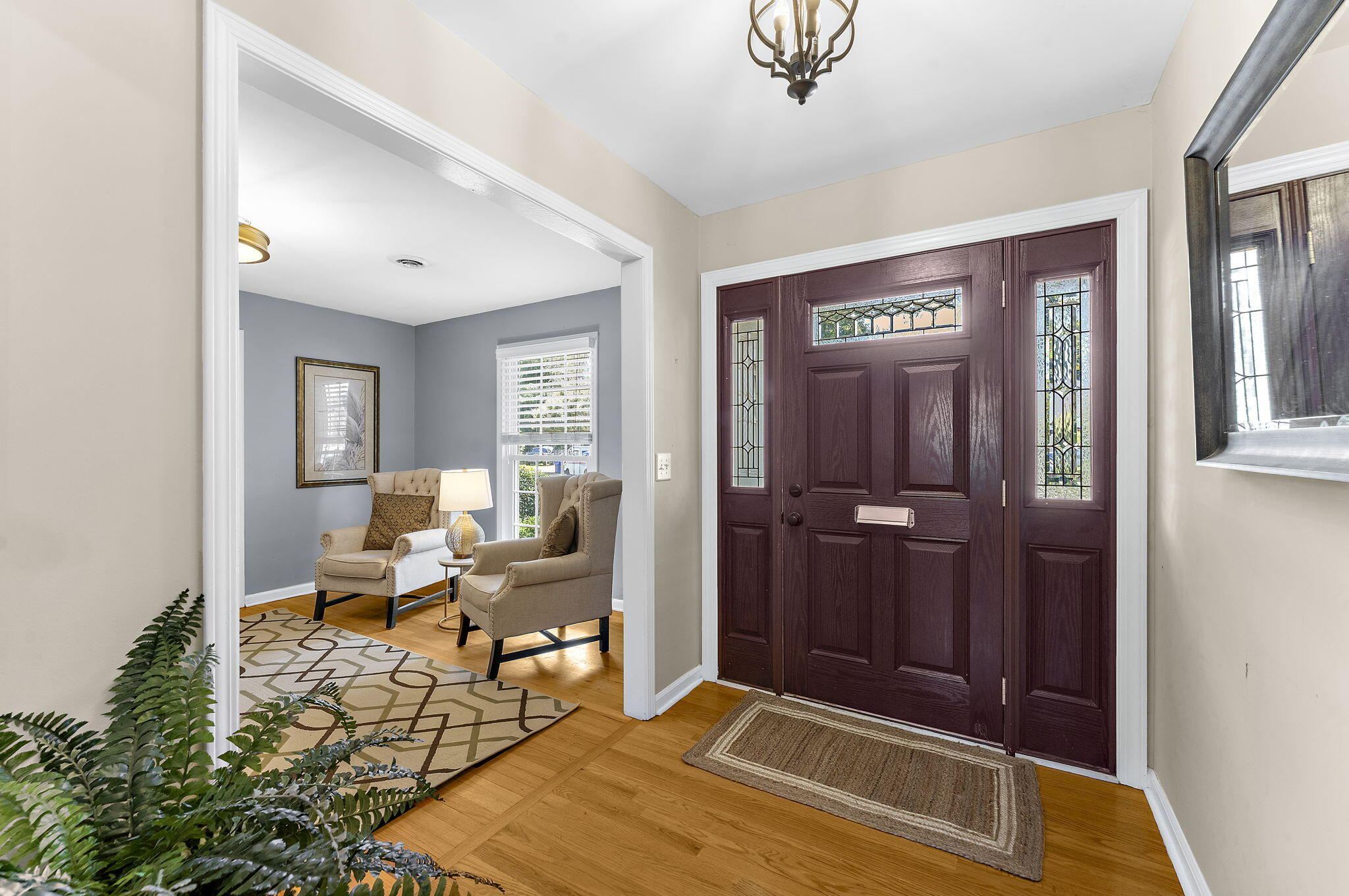 908 Searle Court