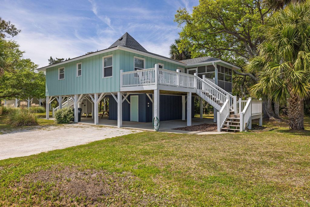 Photo of 503 Pompano Street, Edisto Island, SC 29438 (MLS # 26011097)