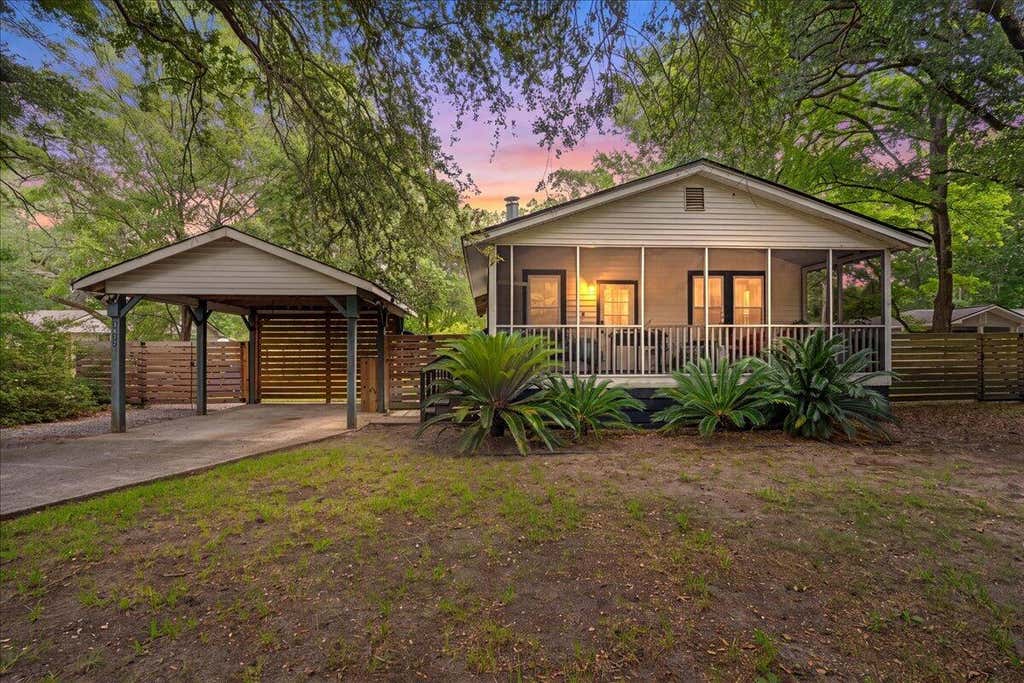 Photo of 1823 Pineland Drive, Johns Island, SC 29455 (MLS # 26020851)
