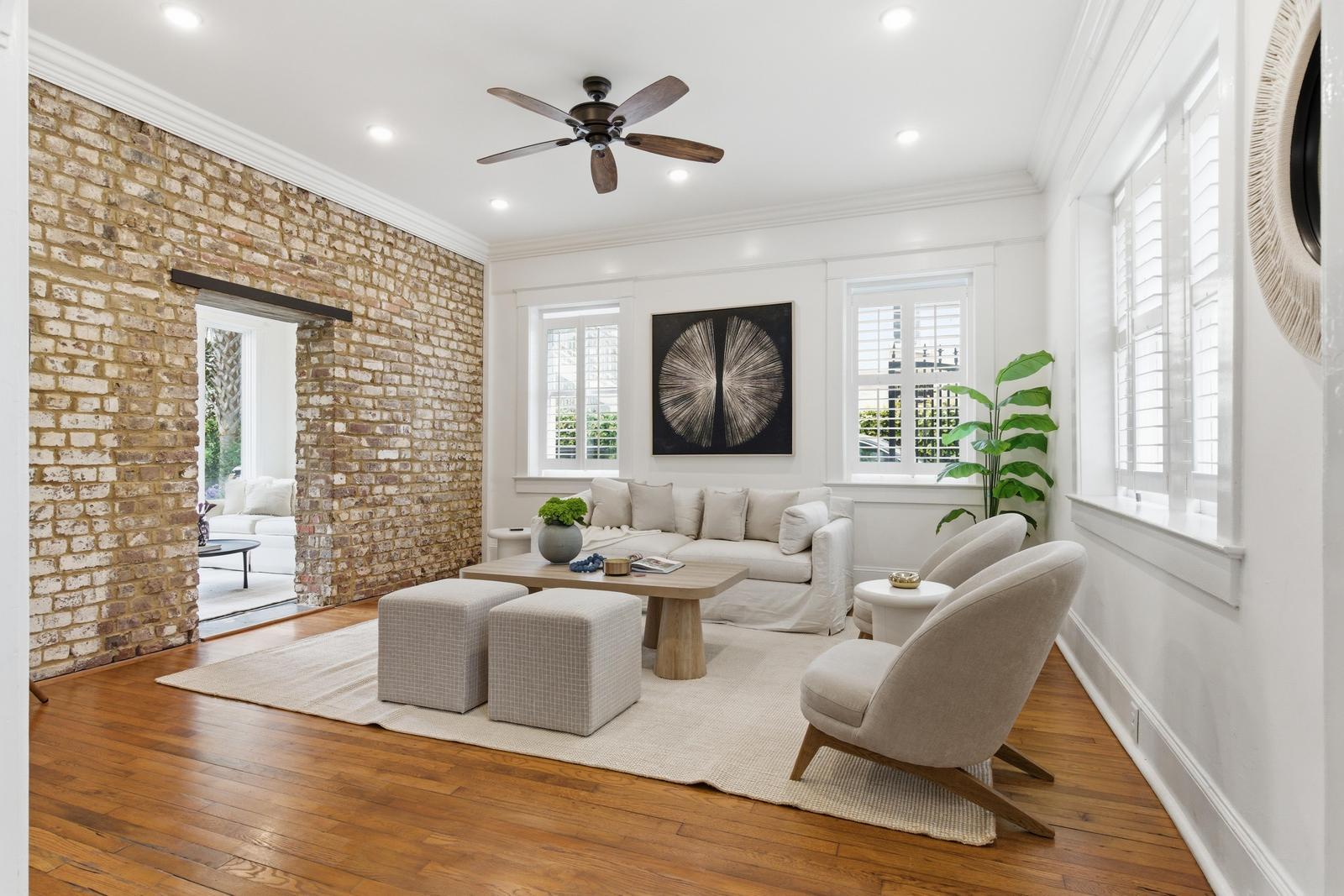 87 1/2 1/4 Warren Street