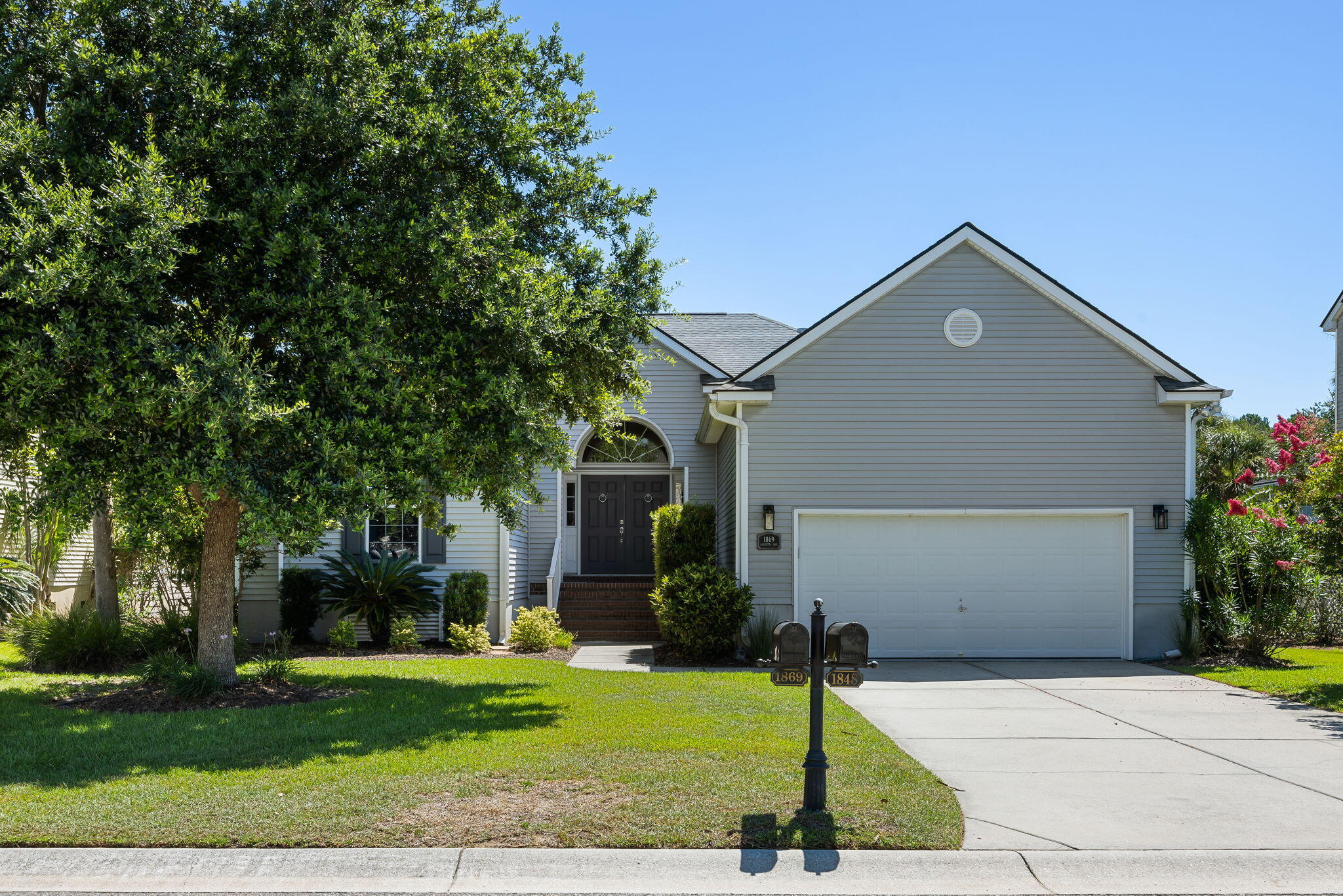 1869 Palmetto Isle Drive