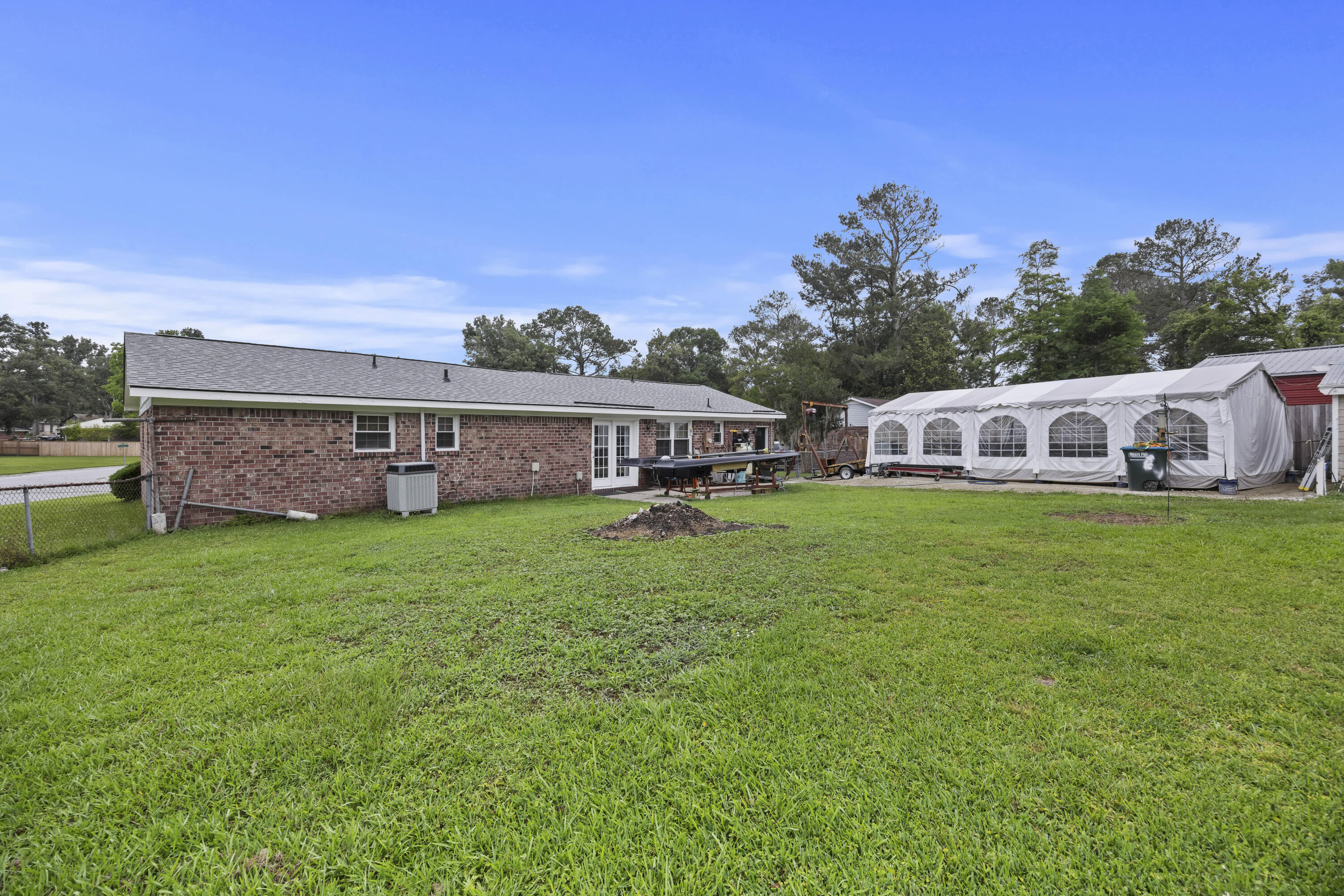 212 Columbia Drive