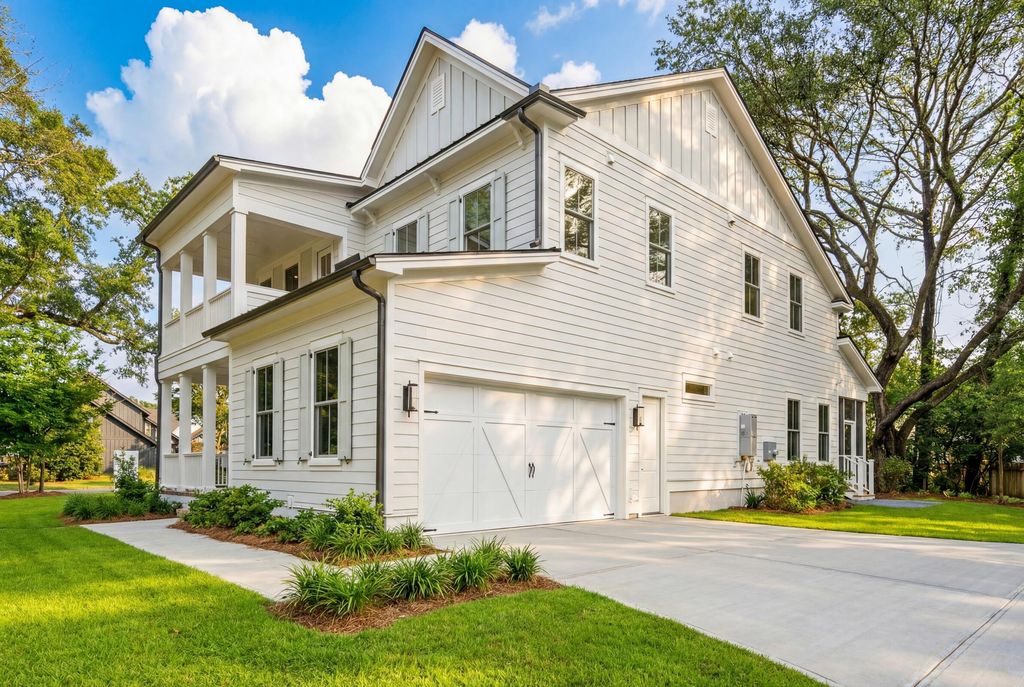 Photo of 1250 W Vagabond Lane, Mount Pleasant, SC 29464 (MLS # 26005563)