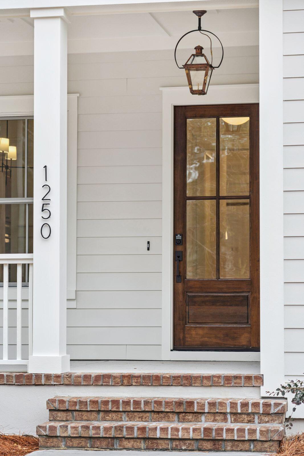 1250 W Vagabond Lane