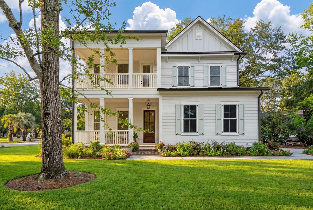 Photo of 1250 W Vagabond Lane, Mount Pleasant, SC 29464 (MLS # 26005563)