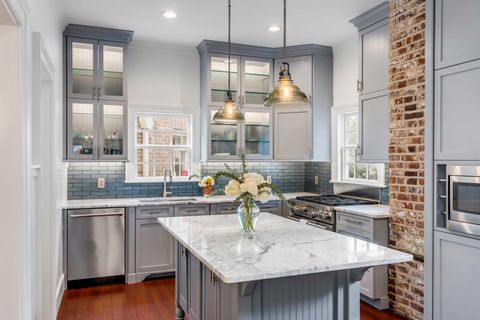 25 Logan Street Charleston SC 29401
