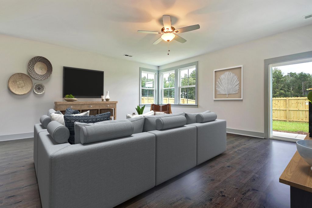 Photo of 221 Creek Pointe Drive, Moncks Corner, SC 29461 (MLS # 25027068)