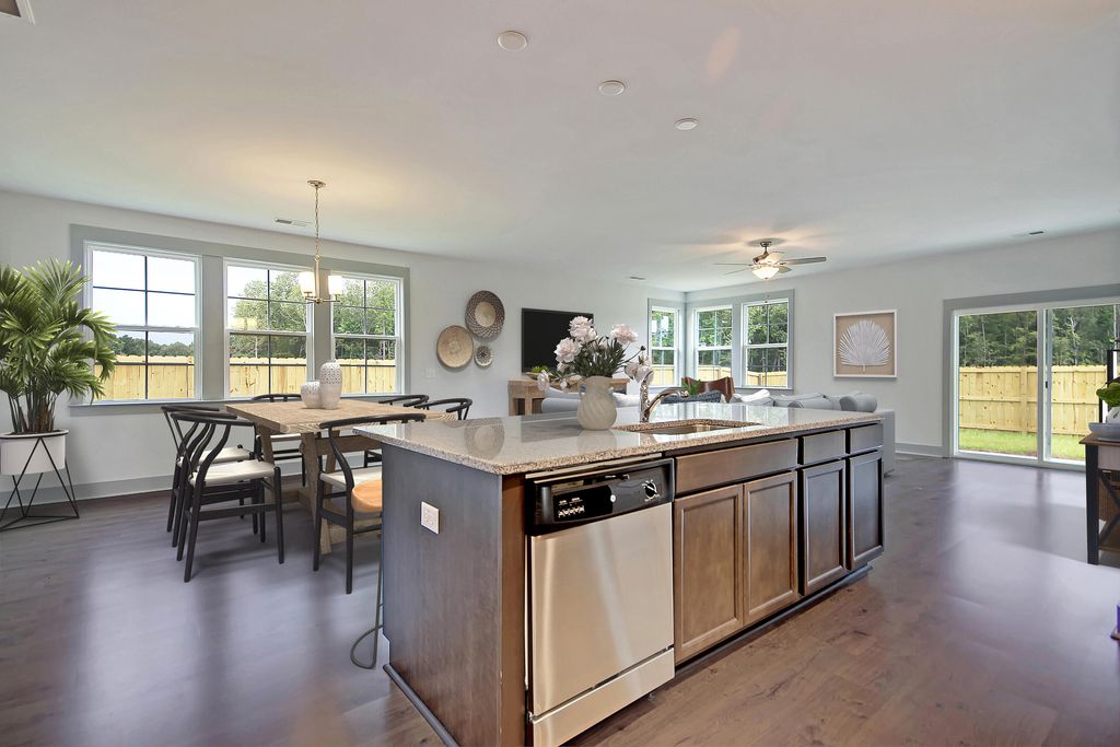 Photo of 221 Creek Pointe Drive, Moncks Corner, SC 29461 (MLS # 25027068)