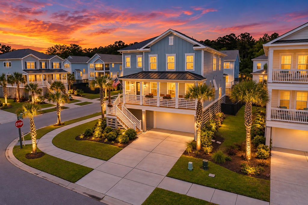 Photo of 1580 Farmers Way, Mount Pleasant, SC 29466 (MLS # 26027446)