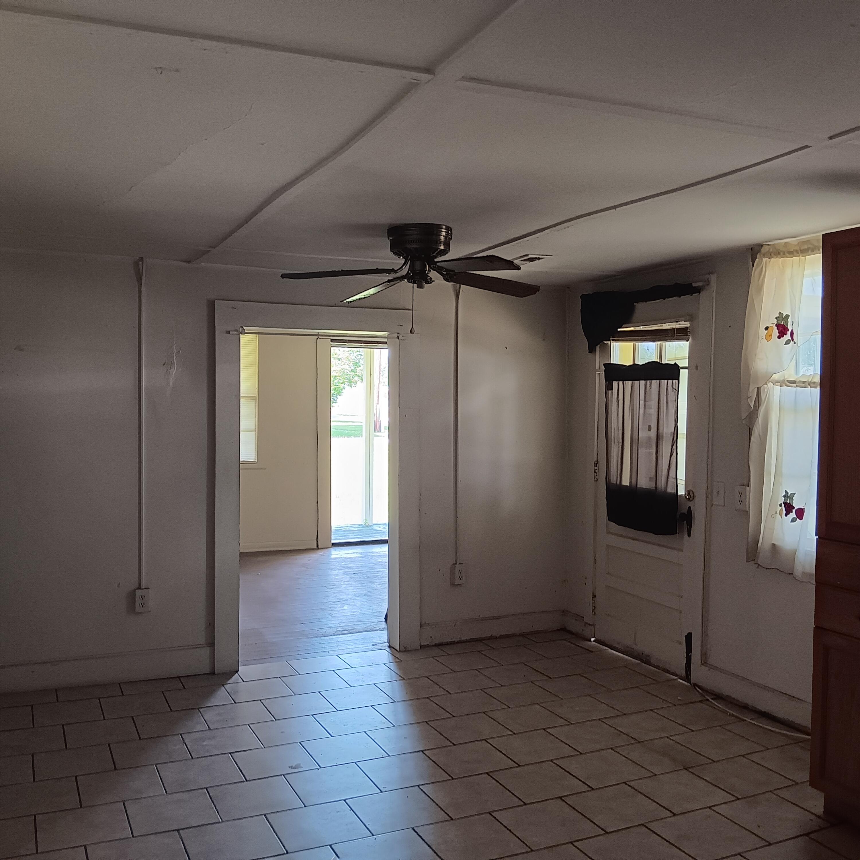 805 Driftwood Lane