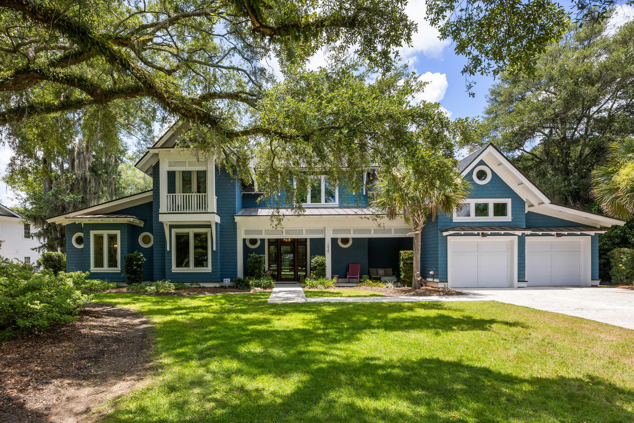 1030 W Lakeview Drive