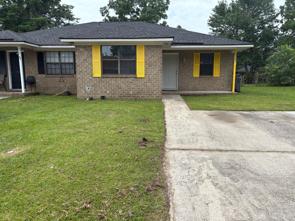 Photo of 7713 Suzanne Drive, North Charleston, SC 29418 (MLS # 25027866)