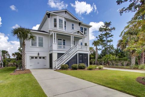 A home in Mount Pleasant