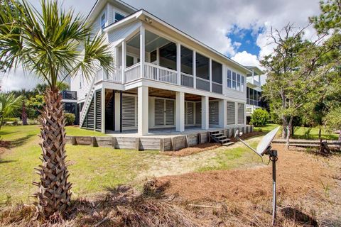 A home in Mount Pleasant