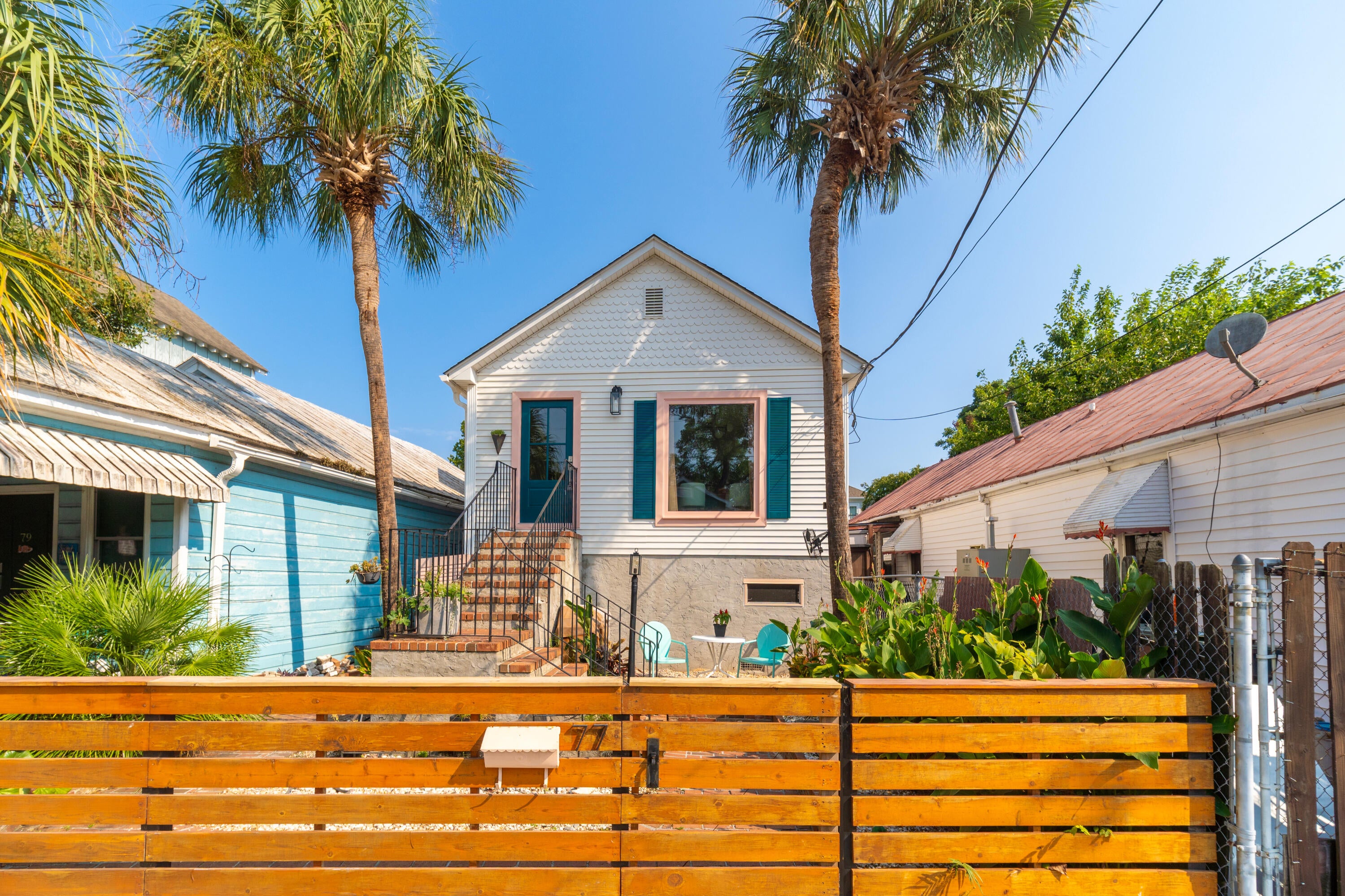 77 Nunan Street, Charleston, SC, 29403