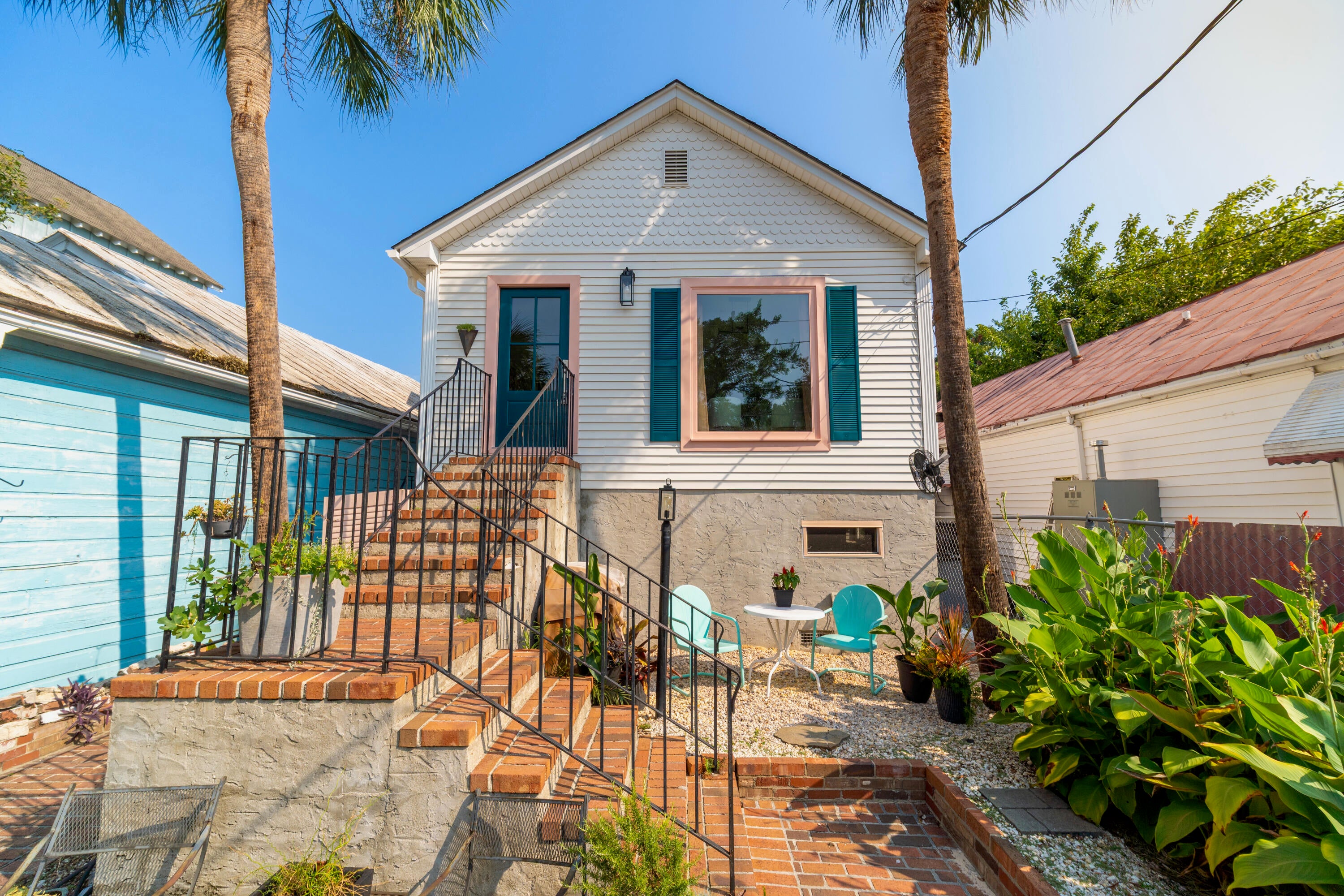 77 Nunan Street