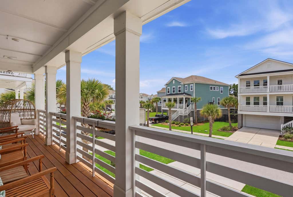 Photo of 1580 Farmers Way, Mount Pleasant, SC 29466 (MLS # 26021450)