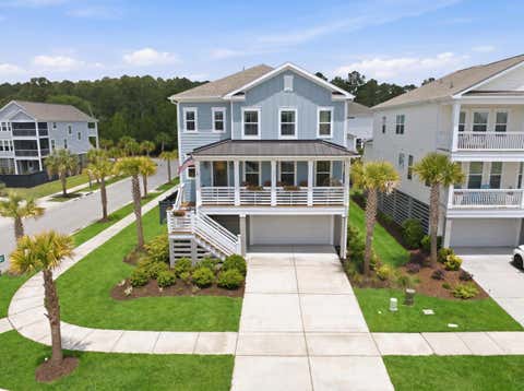 Photo of 1580 Farmers Way, Mount Pleasant, SC 29466 (MLS # 26021450)